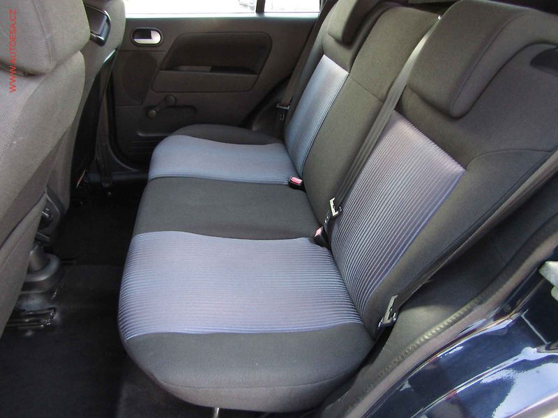 Ford Fusion (2007) 1.4i, ČR, AC, park.asist - fotka 10 z 16