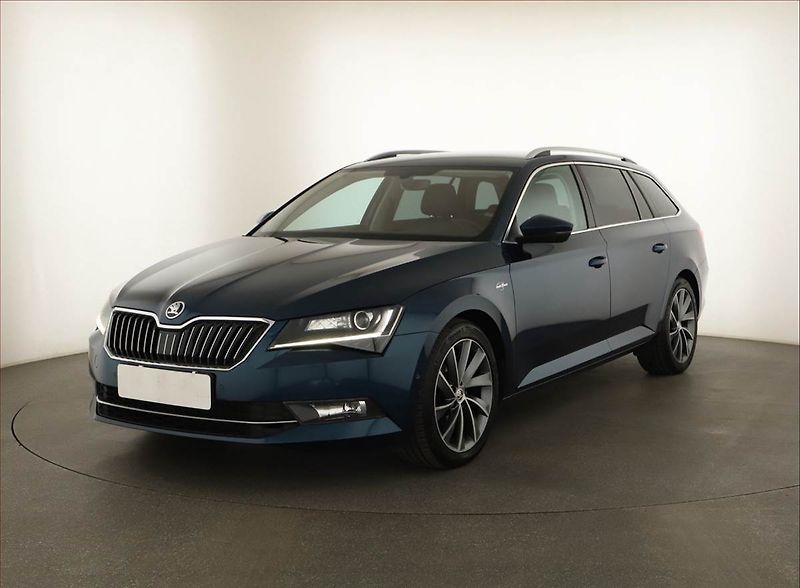 Škoda Superb (2018) Laurin&Klement 2.0 TDI 4x4 - fotka 2 z 18