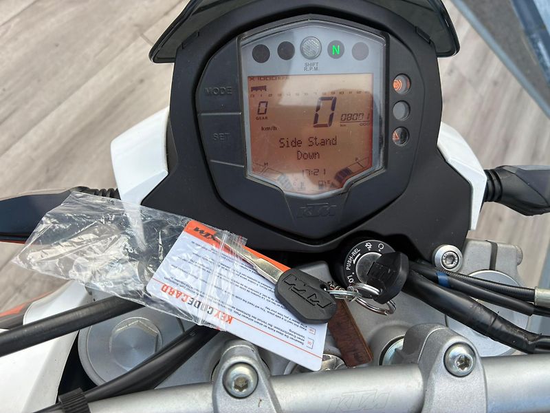 KTM 200 Duke (2016) - fotka 9 z 12
