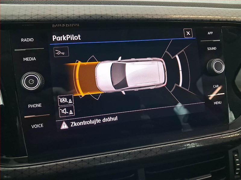 Volkswagen T-Cross (2019) 1.0 TSI, Serv.kniha, Kůže - fotka 24 z 25