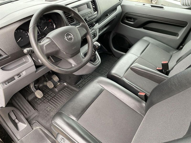 Opel Vivaro (2021) Van 2.0 CDTi Enjoy - fotka 7 z 27