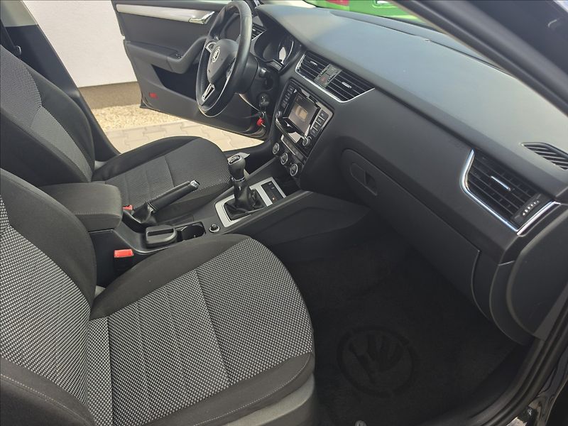 Škoda Ostatní 1,6 TDi 4x4 Ambition STK - fotka 33 z 46