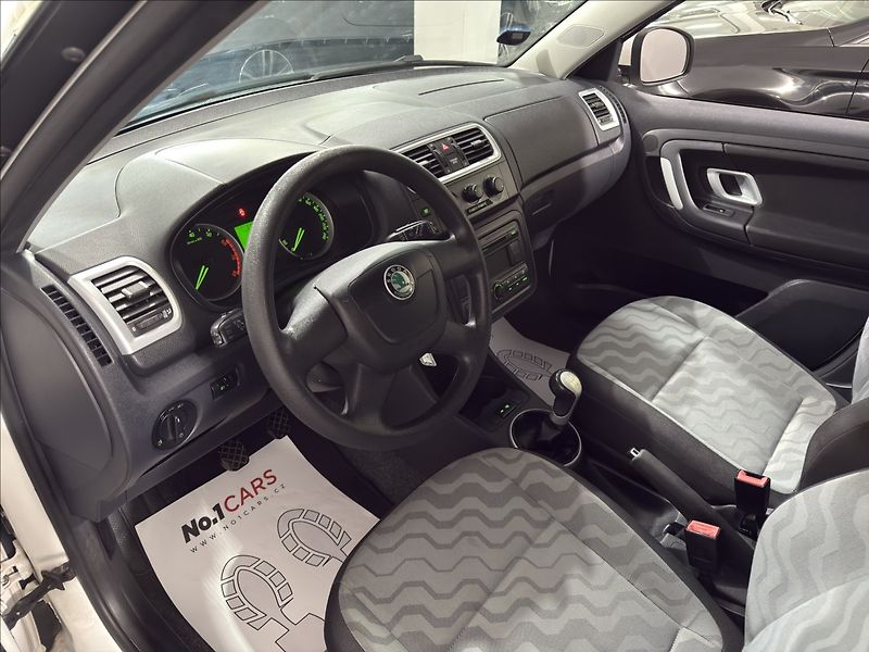 Škoda Fabia 1,2   i KLIMA TEMPOMAT ČIDLA - fotka 7 z 29