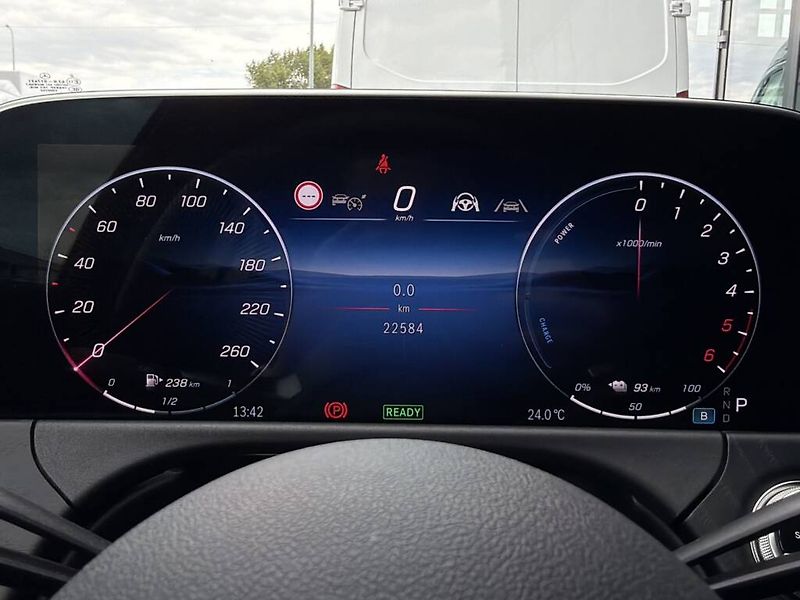Mercedes-Benz Třídy E (2025) 300 de 4MATIC - fotka 15 z 28