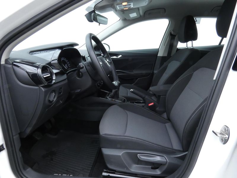 Škoda Fabia IV AmbitionPlus 1.0 TSI /70kW - fotka 19 z 30