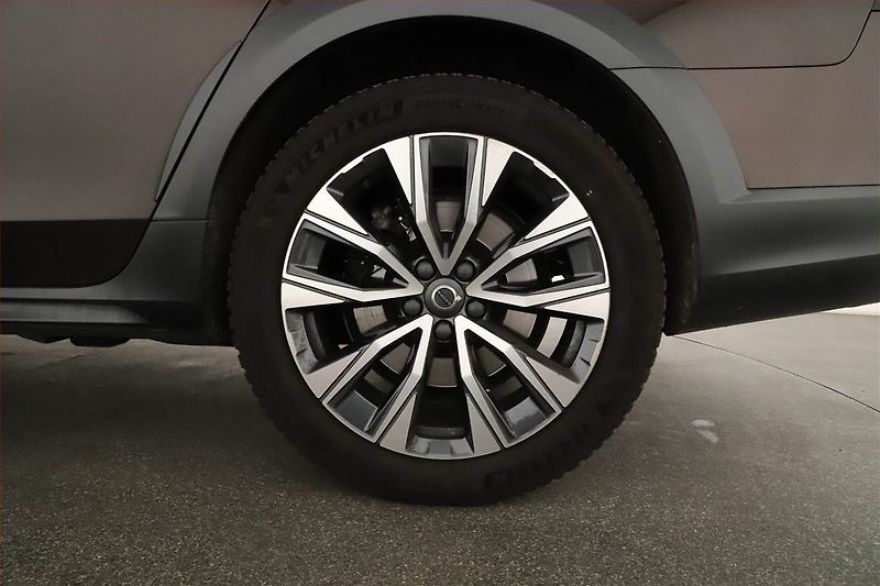 Volvo V90 (2020) Cross Country - fotka 12 z 20