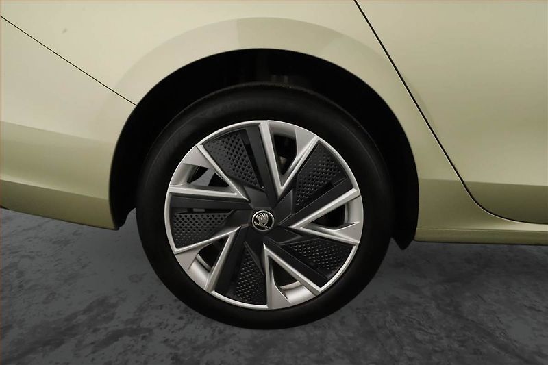 Škoda Superb (2024) Selection 2.0 TDI - fotka 12 z 19