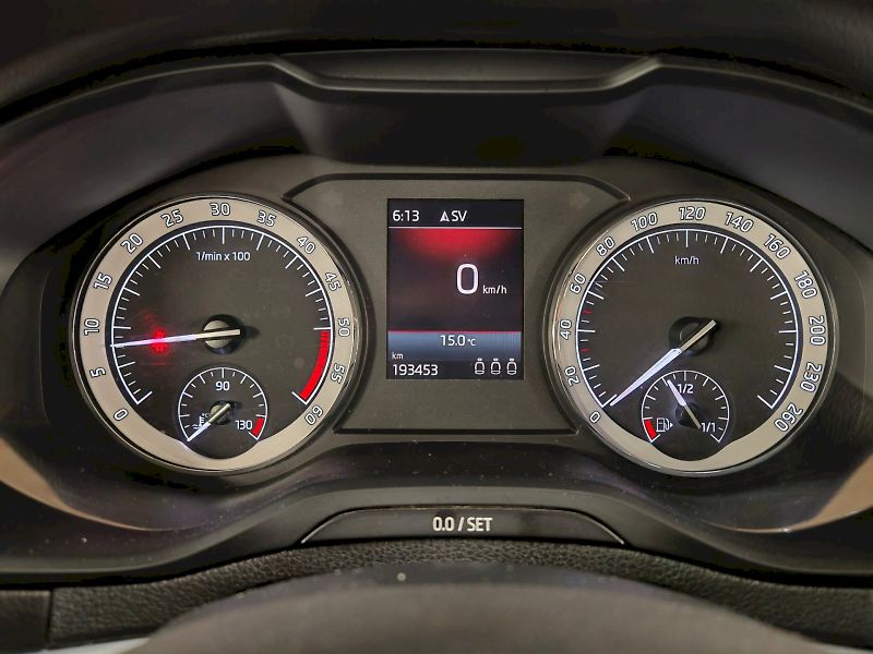 Škoda Karoq (2018) 1.6 TDI 85 kW Ambition - fotka 7 z 28