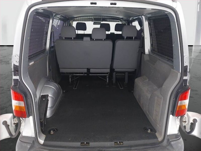 Volkswagen Transporter (2009) 2.5 TDI, Bus, 6Míst, ČR - fotka 12 z 12