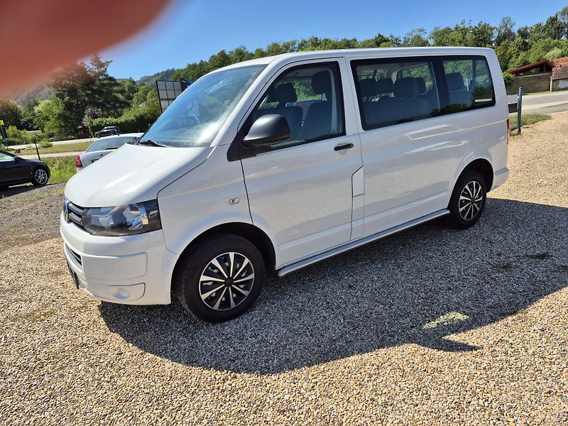 Volkswagen Transporter (2011) 2.0Tdi 9Míst Klima  - fotka 9 z 25