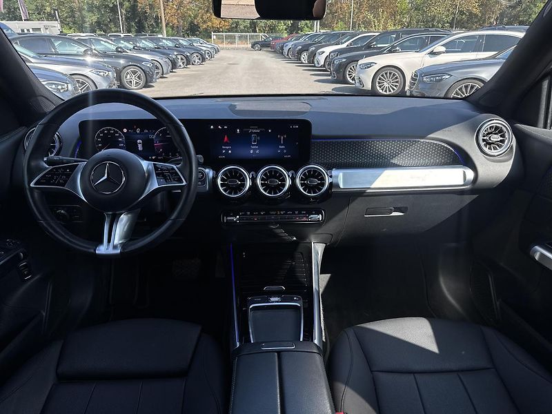 Mercedes-Benz GLB 200d 4M, 1.majitel - fotka 11 z 17