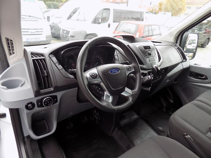 Ford Transit 2,2 TDCI LWB TREND 9 SD RAMPA - fotka 18 z 42