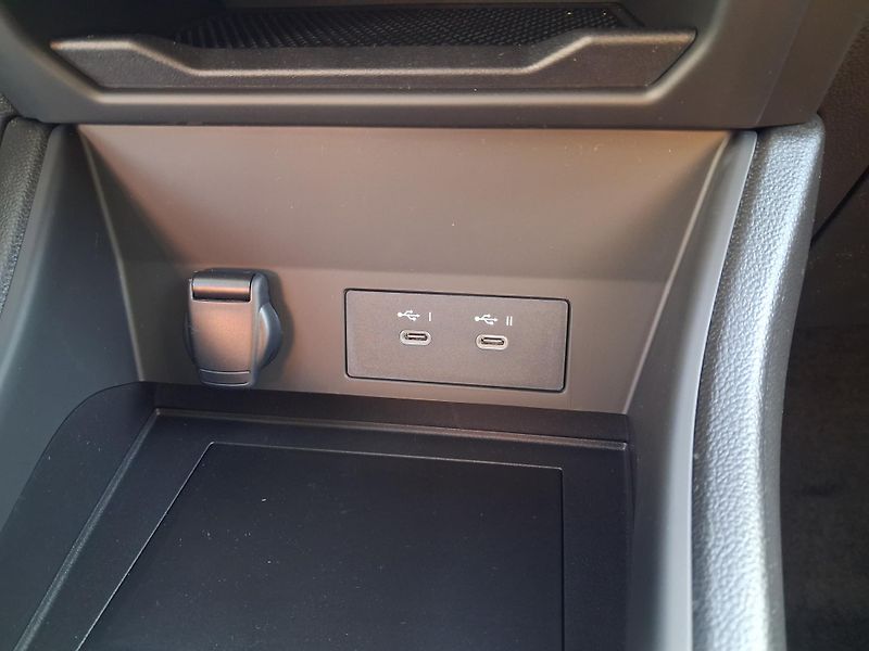 Renault Captur (2026) Evolution TCe 115 - fotka 18 z 36
