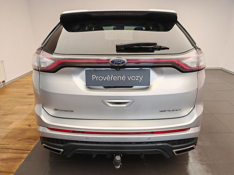 Ford Edge 2.0 Automat, 154 kW - fotka 5 z 44