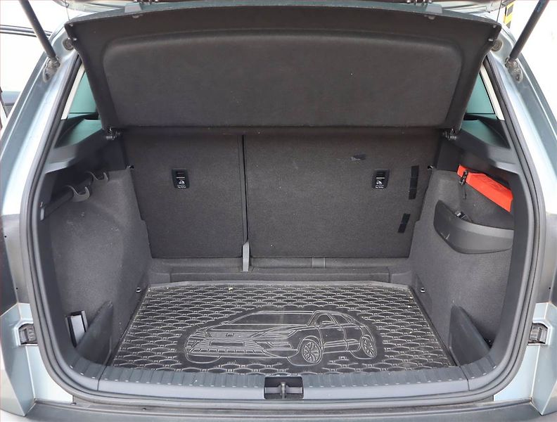 Škoda Karoq (2018) 1.5 TSI, Automat, Tempomat - fotka 14 z 16