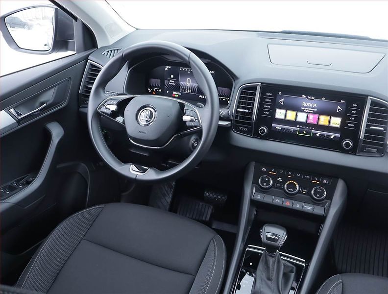 Škoda Karoq (2024) Fresh 1.5 TSI - fotka 7 z 22