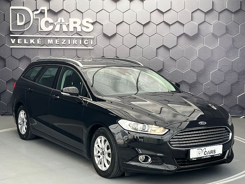 Ford Mondeo 2.0 TDCi Titanium manuál Cebia - fotka 5 z 49