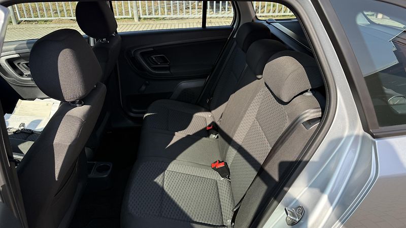 Škoda Fabia 1.2TSi*63kW*STYLE PLUS*128TKM* - fotka 11 z 27