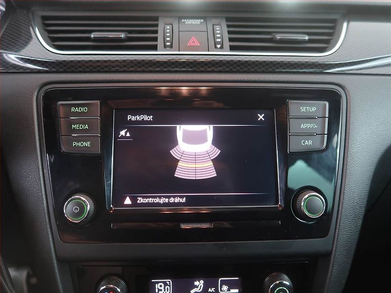 Škoda Rapid (2017) Monte Carlo 1.0 TSI, Bi-Xenony - fotka 18 z 18