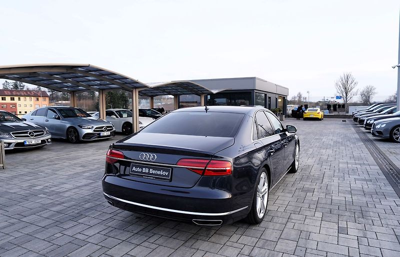 Audi A8 3.0 TDI Quattro/Tiptr./Matrix - fotka 6 z 48