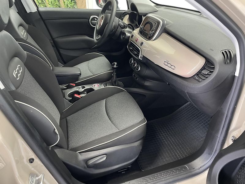 Fiat 500X 1.6 i ČR 1.MAJ.SERVIS 14000 km - fotka 13 z 25