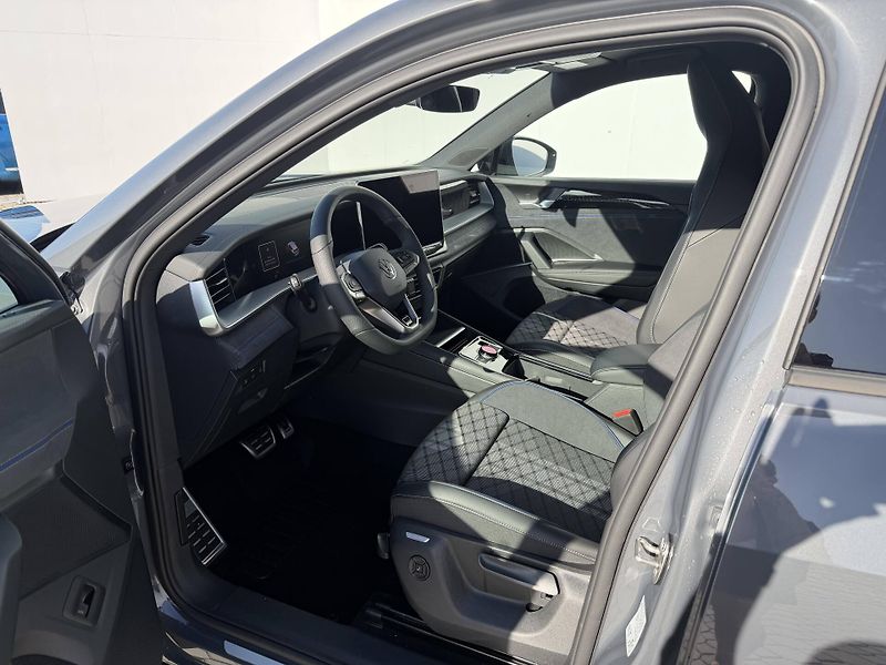 Volkswagen Tayron (2026) R-Line People 7DSG 4 2,0TSi - fotka 5 z 7