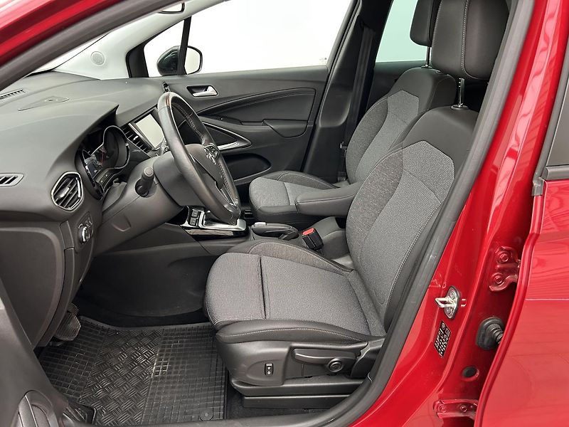 Opel Crossland 1.2 Turbo 130k Elegance - fotka 10 z 27