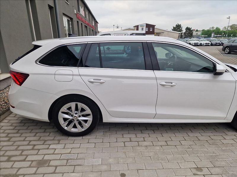 Škoda Octavia 1.5TSI G-Tec DSG Style,1.Maj. - fotka 42 z 50