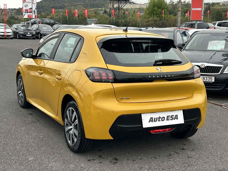 Peugeot 208 (2023) 1.2 PT, ČR, Temp., AC - fotka 6 z 16