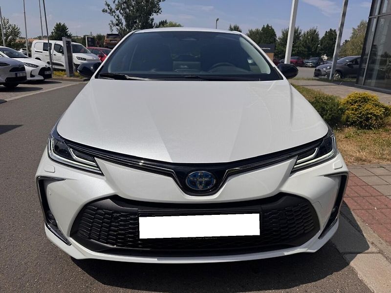 Toyota Corolla 1.8 Style - fotka 8 z 13