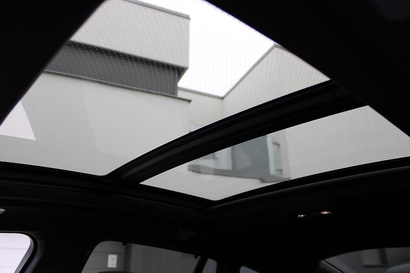 BMW X6 40d*M-sport*Karbon*Vzduch*B&W* - fotka 36 z 50