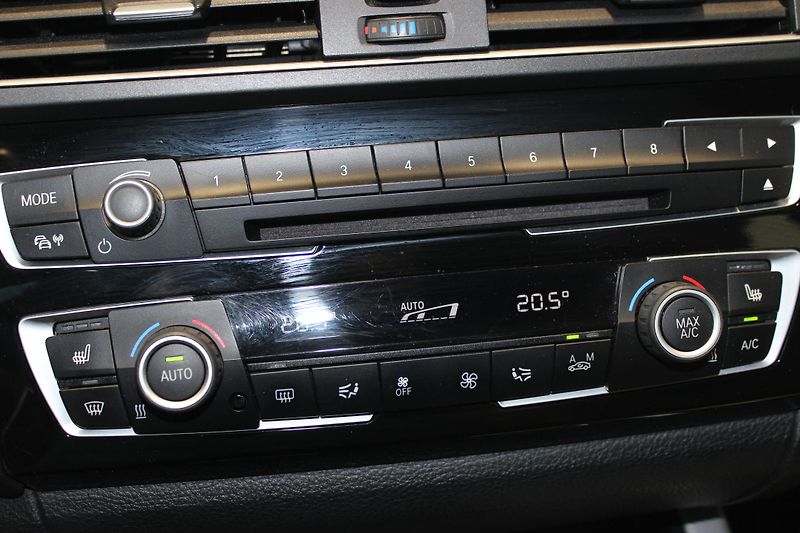 BMW Řada 1 (2015) 116d,115HP,M-PAKET, - fotka 13 z 20