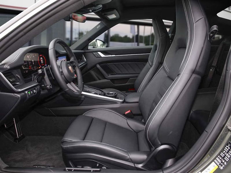 Porsche 911 Carrera 4S Lift Chrono BOSE - fotka 10 z 21