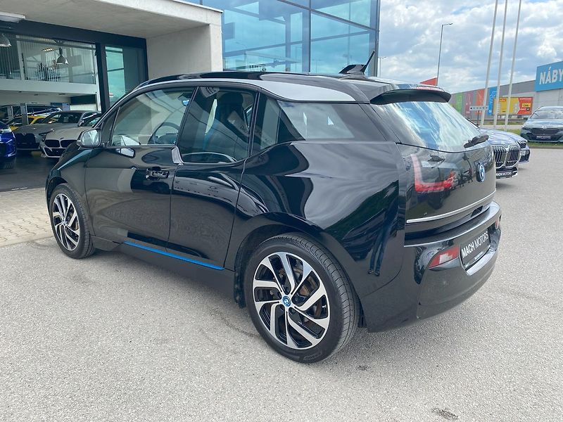 BMW i3 120Ah Comfort Navi Reku - fotka 10 z 24