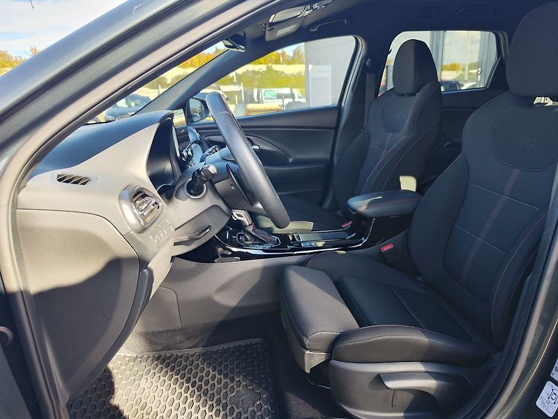 Hyundai i30 1.5 T-GDI/103kW N-Line DCT - fotka 14 z 35