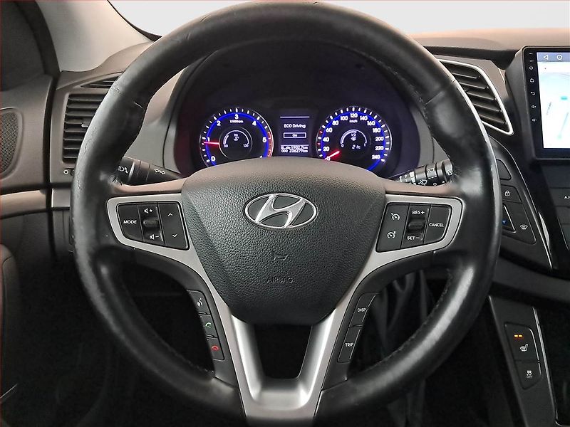 Hyundai i40 (2014) 1.7 CRDi, Navi, Tempomat - fotka 15 z 15