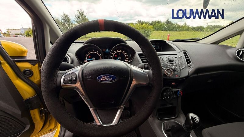 Ford Fiesta - fotka 5 z 17