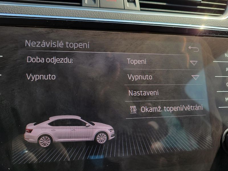 Škoda Superb 2.0 TSI 206kW DSG 4x4 STYLE+ - fotka 15 z 50