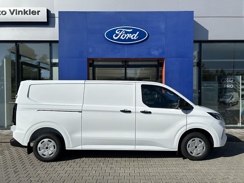 Ford Transit Custom 2.0 EcoBlue Trend 320 L2 100kW - fotka 3 z 32