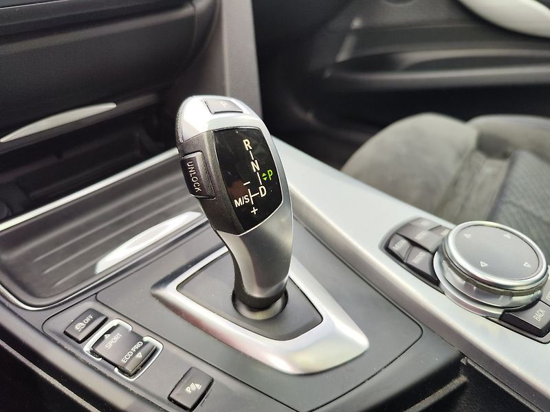 BMW Řada 3 335d/230kW GT M-Paket ČR - fotka 22 z 32