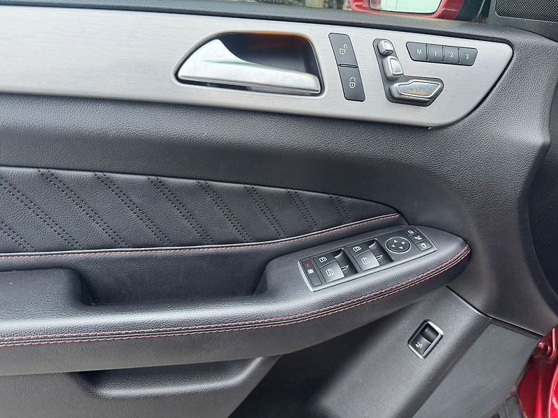 Mercedes-Benz GLE 350 d 4M kupé-REZERVACE - fotka 10 z 14