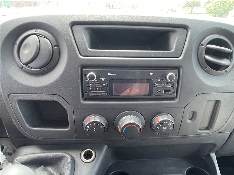 Renault Master 2,3 DCi 81kw odp.DPH 4xCZauto - fotka 10 z 32