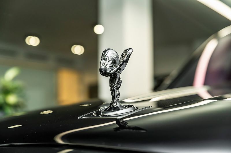Rolls-Royce Cullinan Black Badge - fotka 24 z 25