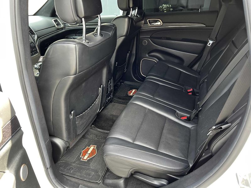 Jeep Grand Cherokee 3.0 CRD V6 SRT paket 184 kW - fotka 8 z 26