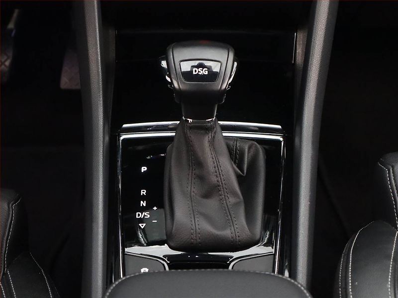 Škoda Karoq (2018) Style Plus 1.6 TDI - fotka 11 z 23