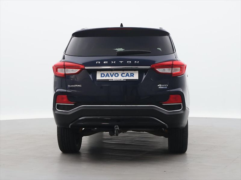 SsangYong Rexton 2,2 e-XDI 133kW Aut. Premium - fotka 6 z 41