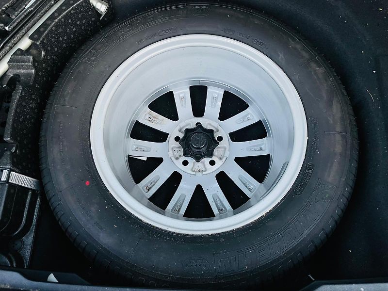 Volkswagen Passat 2.0TDI AUTOMAT KAMERY SERVISKA - fotka 21 z 49