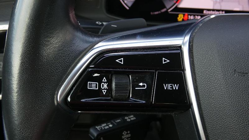 Audi A6 40 TDI quattro S tronic Avant - fotka 12 z 28
