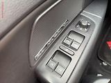 Škoda Superb (2012) 2.0 TDi, ČR, L&K, DSG, STK3 - náhled 11