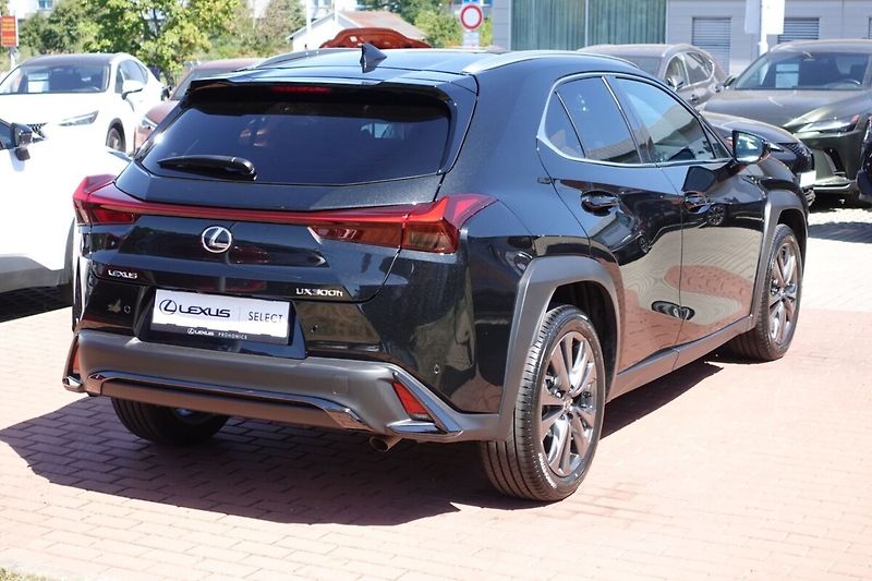 Lexus UX 300h UX300h F SPORT Design - fotka 5 z 36